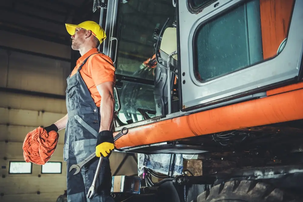 Heavy Duty Industrial Equipment Machinery Maintenance and Repair Service.